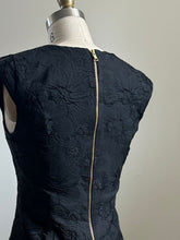 Load image into Gallery viewer, Black Floral Tapestry Top